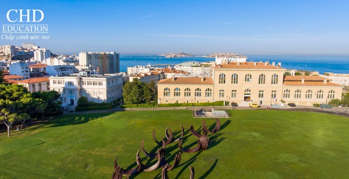 học dự bị tiếng tại Đại học Aix-Marseille
