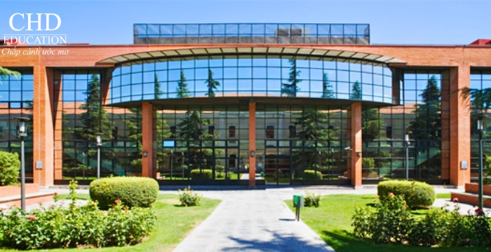 Đại học Carlos III de Madrid TBN
