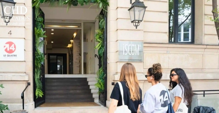 học tại trường ISCOM Pháp