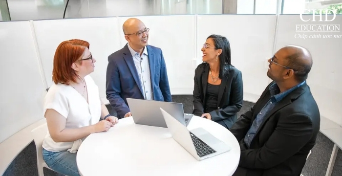 cơ hội việc làm khi du học Tây Ban Nha ngành Quản trị kinh doanh