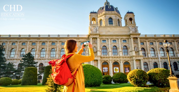 chi phí học thạc sĩ bằng tiếng Anh tại Áo