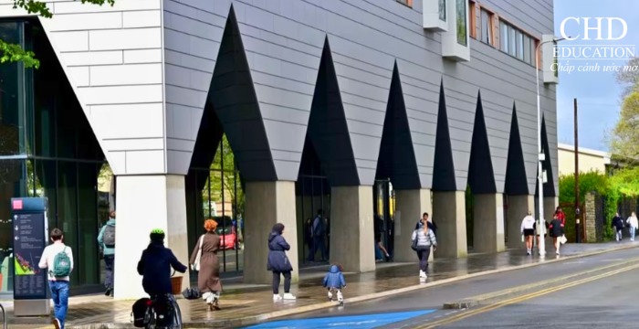 Đại học Cardiff Anh