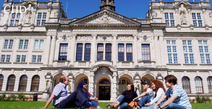 sinh viên tại Đại học Cardiff University