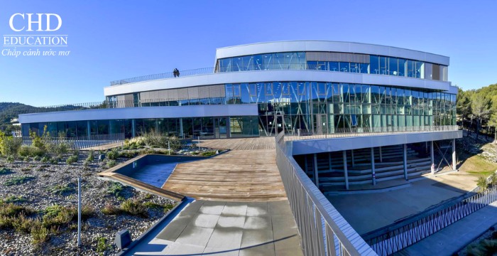 trường kinh doanh KEDGE Campus Marseille