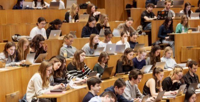 Vì sao chọn du học Pháp hệ Dự bị tiếng?