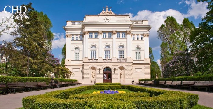 Đại học Warsaw Ba Lan
