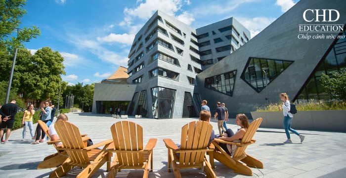 Đại học Leuphana Lüneburg Đức