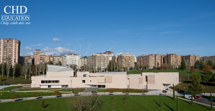 Đại học Navarra Tây Ban Nha