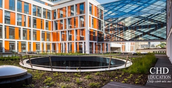 Đại học Warsaw Ba Lan