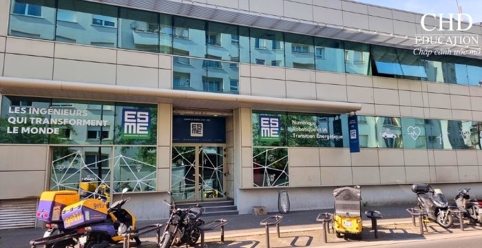 học tại trường kỹ sư ESME