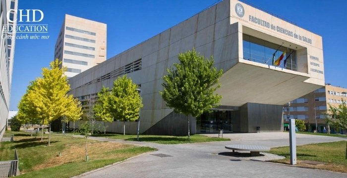 Đại học Granada