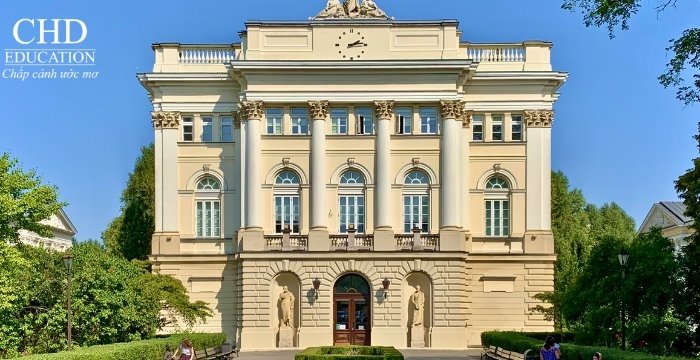 Đại học Warsaw Ba Lan