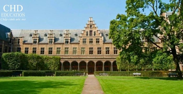 Đại học Antwerp Bỉ